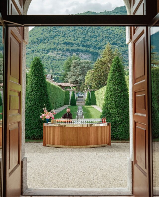 Continued... Kennedy & Thomas' cocktail hour in the evening sun at Villa Balbiano 🥂🌺⁠
⁠
Planning & Design: @lakecomoweddings⁠
Photography: @kilpat⁠
Videography: @lumosproduzioni⁠
Florals: @tulipinadesign⁠
Location: @theheritagecollection⁠
Entertainment: @elanartists⁠
Rentals: @thecomocollection @preludiodivisionenoleggio⁠
Mixology: @spumafashionmadetasty⁠
Catering: @classeventi⁠
⁠
@overthemoon #OTMAwards #LakeComo #TheLakeComoWeddingPlanner #LagodiComo #Wedding #WeddingDesign