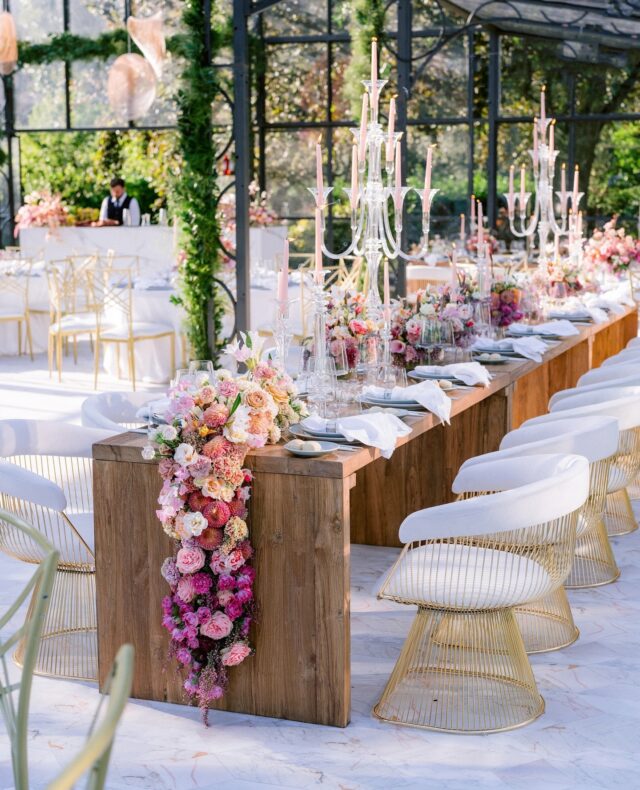 Continued... Alycia & Marc’s stunning reception at Villa Balbiano 🤍⁠
⁠
Planning and design: @lakecomoweddings⁠
Photography: @josevilla⁠
Dress: @moniquelhuillier⁠
Video: @sculptingwithtime⁠
Florals: @tulipinadesign⁠
Location: @theheritagecollection⁠
Entertainment: @elanartists⁠
Hair & makeup: @kellydawnbridal ⁠
Catering: @classeventi⁠
Beverage: @spumafashionmadetasty⁠
Printed goods: @wileyvalentine⁠
⁠Celebrant: @comolakecelebrant⁠
⁠
#TheLakeComoWeddingPlanner #LakeComo #LakeComoWedding #VillaBalbiano #WeddingDesign #FloralDesign #WeddingInspiration #LagodiComo #DestinationWedding #Wedding